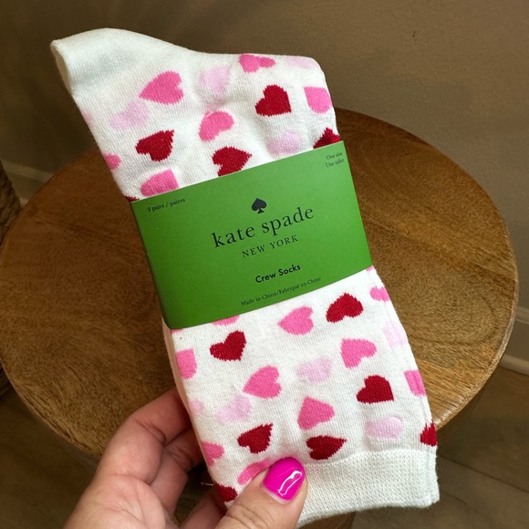 Kate Spade Valentine’s Day heart socks 3 pack crew one size pink red white - Picture 1 of 6